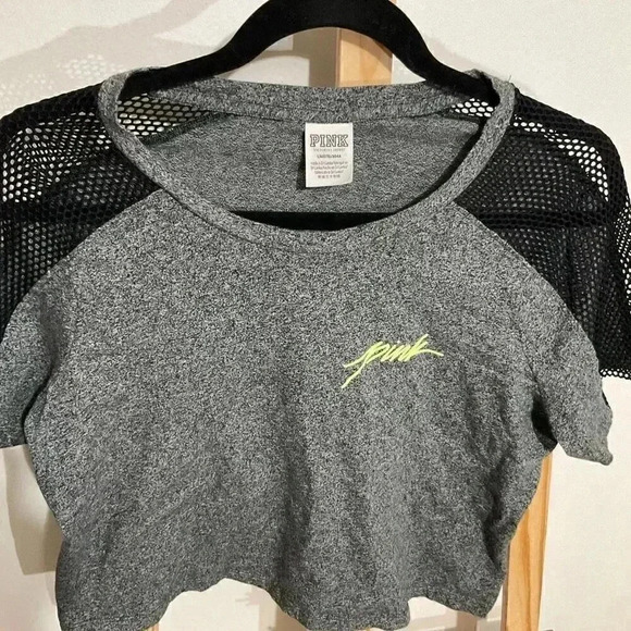 Pink Mesh crop grey shirt size Large women’s - Picture 2 of 5